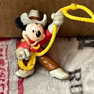 Vtg Mickey Mouse Cowboy Lasso Rodeo Plastic Figure Applause Disney 3" Excellent